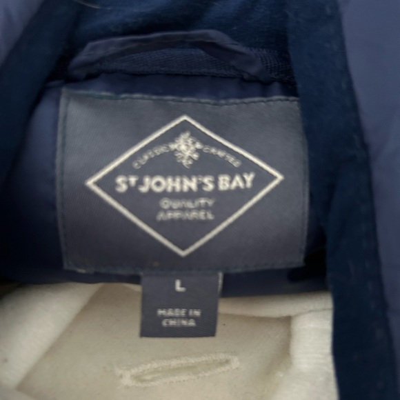 NWOT-St. John's Bay Men’s Puffer Navy Jacket-size L - Picture 5 of 7